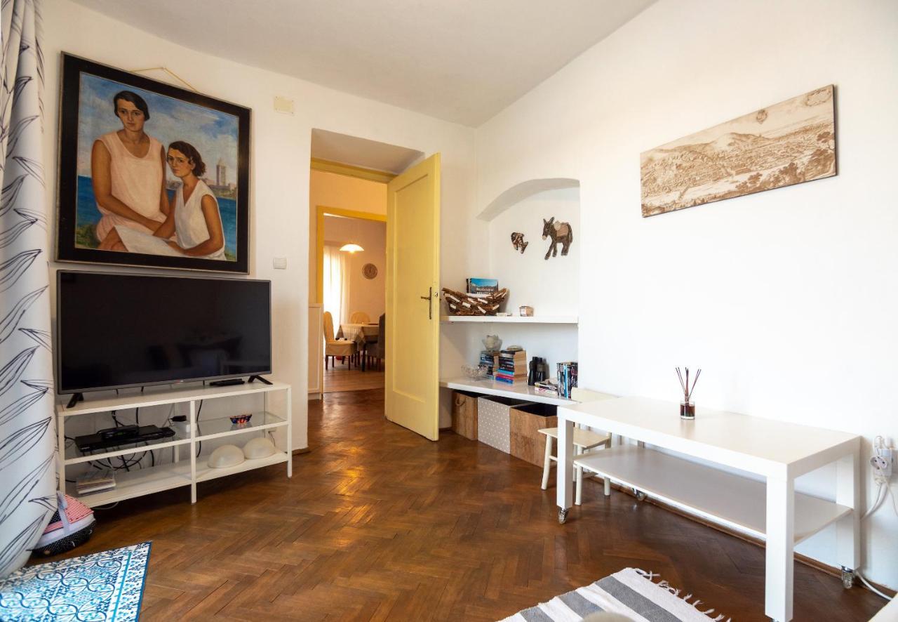 Apartment Julietta Rab Town Exterior photo